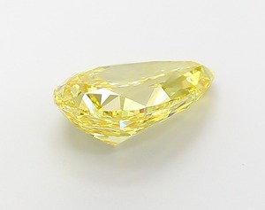 Excellente pierre précieuse en diamant CVD cultivé en laboratoire, de qualité polonaise, 5,21 carats, couleur jaune vif fantaisie, forme poire modifiée, clarté VS1 - Product Image 2
