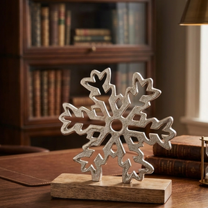 Décoration de table en forme de flocon de neige en métal - Décoration artisanale de Noël pour la maison - Product Image 6