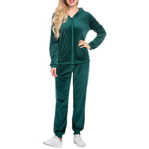 PIHA SPORTS Ensemble de survêtement pour femme vert uni à capuche 2 en 1 en polyester/coton, manches longues, fermeture éclair sur le devant, poches latérales, décontracté, pour le jogging - Product Image 1