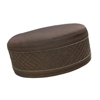 Chapeau islamique décontracté pour homme de haute qualité à bas prix, fabriqué en polyester et coton, confortable et classique.