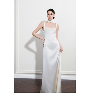 Vestidos de Noche de Lujo con MOQ Bajo, ODM, Vestido Oriel sin Tirantes, Satén Mission, Corte A, Vestidos con Acolchado Sutil, Casuales para Mujer en Blanco - Product Image 3