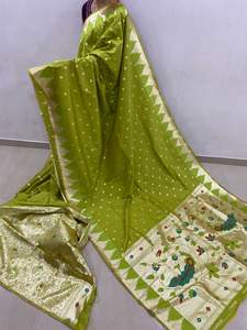 ผ้าไหมบานาราสีแท้ พร้อมลายปักดิ้นทอง ซารีแบบดั้งเดิม ผ้าปาลูหนาหรูหรา ไม่ยับ แห้งเร็ว เหมาะสำหรับงานปาร์ตี้ งานแต่งงาน ผ้าไหมอินเดีย - Product Image 5