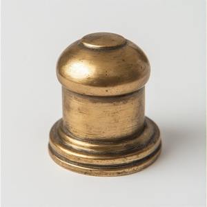 Tope de Puerta de Latón de Primera Calidad con Diseño Moderno para Puertas de Madera, Vidrio y Metal de Uso Diario - Product Image 3