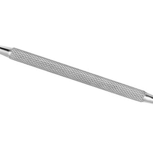 Removedor de Cutículas Profesional de Acero Inoxidable, Doble Punta, Mango Estriado Plateado, Raspador de Piel Muerta para Manicura y Pedicura - Product Image 5