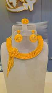 Ensemble collier et boucles d'oreilles en alliage plaqué or 24 carats pour femmes, bijoux de mariage classiques, ensembles de bijoux tendance - Product Image 6