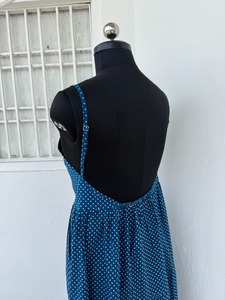 Vestido Maxi Azul con Puntos, Sin Mangas, Corte en A, Cuello Cuadrado, Algodón, Casual, para Verano, Vacaciones, Playa, Espalda Descubierta - Product Image 3