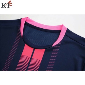 Ensemble de maillots de football de qualité thaïlandaise en gros d'usine, kit uniforme personnalisé en polyester/coton, séchage rapide, unisexe, toutes saisons, USA 2026 - Product Image 5