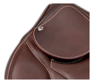Silla de Montar Inglesa de Cuero Marrón para Doma Clásica con Arco de Madera, Cómoda y Personalizable para Entrenamiento y Competición - Product Image 3