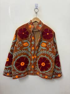 Veste Courte Décontractée en Velours Rustique Brodé de Fil Épais pour Femme, Col Montant Ouvert, Fabrication OEM Suzani – Vente en Gros Usine - Product Image 4