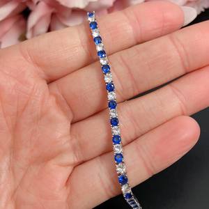 Bracelet en argent avec pierre précieuse saphir, pierre de naissance de septembre, cadeau pour femme pour anniversaire, mariage ou autre occasion. - Product Image 4