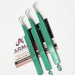 Pincel de Pestañas Ecológico de Acero Inoxidable con Punta Afilada de 90 Grados, Probado a Mano, Precisión, Durabilidad y Punta de Fibra Sostenible - Product Image 3