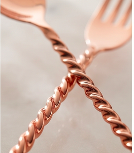 Ensemble de couverts en or rose, manche torsadé, finition miroir, vaisselle glamour, vaisselle de mariage, couverts en acier inoxydable, fourchette, cuillère, couteau - Product Image 3