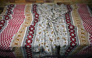 ผ้าห่มโซฟา/เตียง ลายพิมพ์บล็อกด้วยมือ สไตล์อินเดียสมัยใหม่ ทำจากผ้าฝ้ายออร์แกนิค ทอแบบเป็นมิตรต่อสิ่งแวดล้อม ใช้ได้ทุกฤดู สำหรับตกแต่ง - Product Image 5