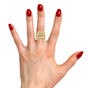 Bague Cocktail Groupe de Diamants Géométriques en Forme de Fleur Plaqué Or 14K Design Moderne Bijou Unisexe Tendance pour Usage Quotidien et Déclaration de Style - Product Image 1