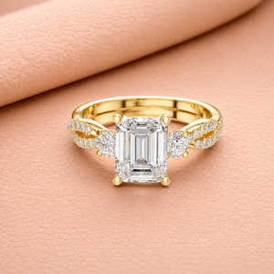 Bague de fiançailles en or jaune avec diamant taille émeraude, diamant naturel, bijoux classiques pour femmes - Product Image 2