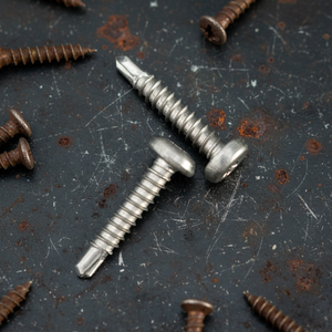 Vis autoperceuses à tête fraisée PDC en acier inoxydable (304/316/410) à filetage grossier profond, classe 8, finition naturelle, métriques, cruciformes - Product Image 1