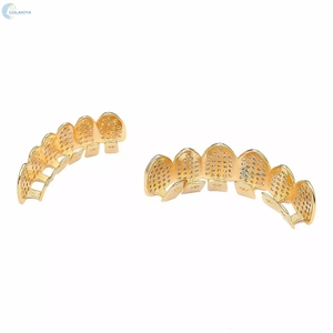 Grillz Hip Hop Personnalisé en Or Jaune 14K avec Moissanite VVS1, Sertissage 12 Dents, Style Iced Out, 6 Dents Supérieures et 6 Dents Inférieures, Motif Nid d'Abeille - Product Image 3