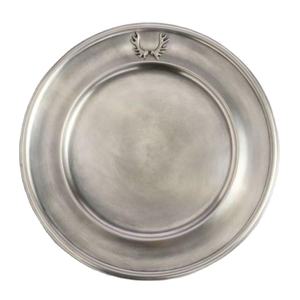 Plato de Metal con Acabado Plateado Hecho a Mano con Patrón Floral Grabado, Diseño Moderno, Apto para Lavavajillas, para Fiestas - Product Image 5