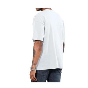 เสื้อยืดคอกลมแขนสั้นสีขาวสำหรับผู้ชาย ทรงปกติ ผ้าเจอร์ซีย์คอตตอน สีพื้น ดีไซน์เรียบง่าย - Product Image 1