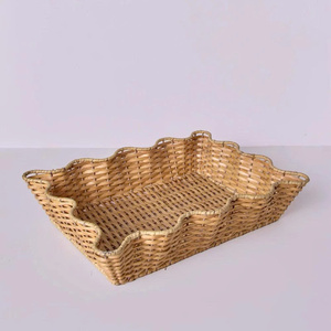 Une option idéale pour une table basse ou un comptoir de cuisine : plateau en rotin naturel tressé à la main, forme coquille Saint-Jacques - Product Image 3