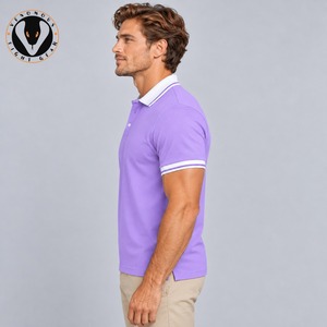 Chemises polo contemporaines pour hommes, construction confortable, design élégant et décontracté, pour les voyages d'affaires et les loisirs. - Product Image 5