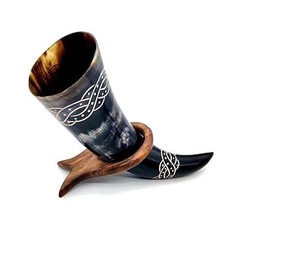 แก้วน้ำทำมือจากเขาควายธรรมชาติ สำหรับดื่มเบียร์หรือมี้ด สไตล์วินเทจแบบไวกิ้ง - Product Image 6