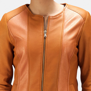 Chaqueta de piel auténtica para mujer, estilo ajustado, estilo invernal |   Chaquetas de Cuero sin Mangas con Personajes de Halloween de Edición Limitada - Product Image 6