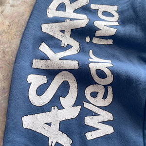 กางเกงวอร์มผู้ชายสีน้ำเงิน ยี่ห้อ Askarwear เอวยางยืด มีเชือกผูก ลายพิมพ์เปลวไฟ ผ้าฝ้ายลำลอง ซักแบบสโตนวอช น้ำหนักปานกลาง สไตล์ฤดูใบไม้ร่วง - Product Image 4