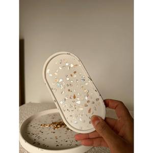 Minimimalist <b>Decorative</b> Trays Round and Oval Resin Trays for Interiors - Product Image 5