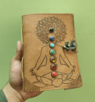 Cuadernos de Cuero Personalizados con Cristales y Piedras Preciosas, Cuaderno con Grabado Wiccano, Ocultista y Espiritual, con Papel de Estilo Vintage