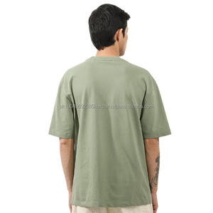 Camiseta Personalizada con Estampado Gráfico Desgastado y Lavado Ácido para Hombre, Talla Grande, Negra, Impresión Digital - Product Image 5