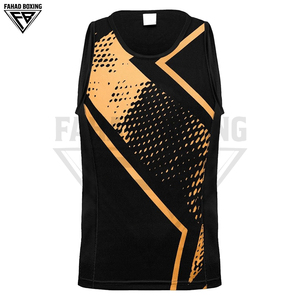 Ensemble de vêtements de boxe en gros sous marque privée, impression par sublimation, tenue de combat pour hommes, short de boxe et débardeur personnalisés en satin - Product Image 4