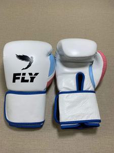 Guantes de Boxeo de Piel Personalizados para Sparring, Blancos, Azules y Rosas, con Correa de Muñeca de Gancho y Bucle, para Entrenamiento de Kickboxing y MMA para Adultos - Product Image 1