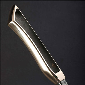 Couteau de chef artisanal en acier Damas, design élégant, outil de cuisine pour la cuisson à domicile et l'utilisation en restaurant - Product Image 4