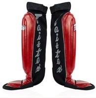 Protège-tibias Fairtex en cuir de haute qualité, sur mesure, professionnels, pour MMA, Muay Thai et Kickboxing.