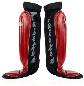 Protège-tibias Fairtex en cuir de haute qualité, sur mesure, professionnels, pour MMA, Muay Thai et Kickboxing. - Product Image 2