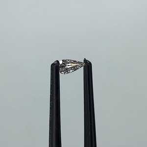 Anillo de Compromiso con Diamante Blanco Corte Pera de 0.21 CT, 6.2 X 3.0 MM, Cultivado en Laboratorio |   Certificado por IGI - Product Image 3