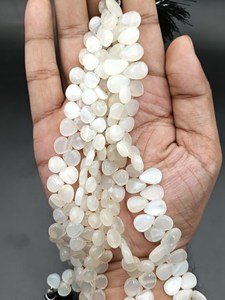 Chaîne de pierres de lune blanches naturelles en forme de cœur, perles de pierres de lune de 5-6 mm, 8 pouces, pour la fabrication de bijoux - Product Image 1