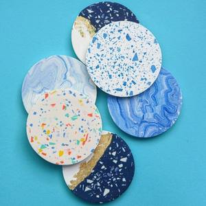 Juego de Posavasos Cuadrados Clásicos de Madera y Resina Estilo Indio con Tamaño y Logotipo Personalizables para una Decoración Elegante del Hogar - Product Image 1