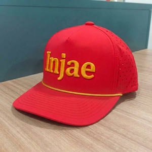 Gorras de Golf Personalizadas OEM de 5 Paneles, Perforadas con Corte Láser, Bordado 3D, Visera Precurvada, Estructuradas, ODM, MOQ Bajo, de Fábrica - Product Image 3