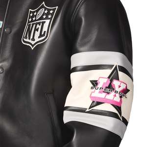Chaqueta Varsity Negra Avirex con Parche Bordado, Cierre de Botones Frontales, Prenda Casual de Cuero, Cuero Negro Mate, Fusión de Resistencia - Product Image 6