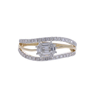 Anillo de Compromiso y Nupcial de Oro de 14K con Diamante CVD Cultivado en Laboratorio, Corte Esmeralda, Color F, VVS VS, con Pavé de Tallo Dividido y Baño de Rodio - Product Image 3