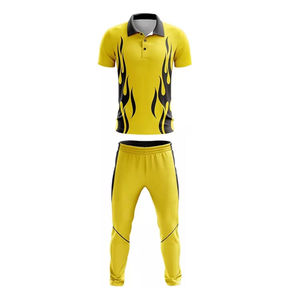 Vêtements de cricket personnalisés pour hommes et femmes, qualité supérieure, 100 % polyester, sublimation, faible MOQ, fabrication au Pakistan. - Product Image 2