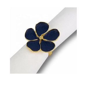 Anillo de Servilleta Decorativo de Metal con Flor Plateada, Porta Servilletas de Tela o Papel, para Bodas y Restaurantes - Product Image 5