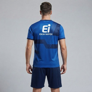Kit de badminton sur mesure de qualité supérieure, impression par sublimation, léger, respirant, ensemble maillot et short pour tournoi - Product Image 4
