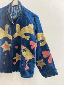 Chaqueta Corta de Terciopelo Azul Rey Hecha a Mano para Mujer, Abrigo de Invierno Vintage con Bordado Artesanal Indio y Abertura Frontal - Product Image 4
