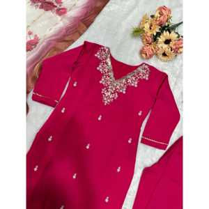 Robes de soirée élégantes et magnifiques avec dupatta haut-bas - Product Image 1