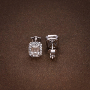 Elegantes Pendientes de Diamante Cultivado en Laboratorio con Corte Esmeralda y Halo, 1.59CT de Peso Total, Diamantes Certificados F-G VVS VS, Joyería para Mujer - Product Image 5