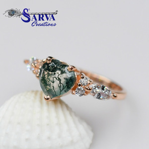 Bague en argent sterling 925 plaqué or avec agate mousse naturelle en forme de cœur sertie de moissanite, romantique - Product Image 1