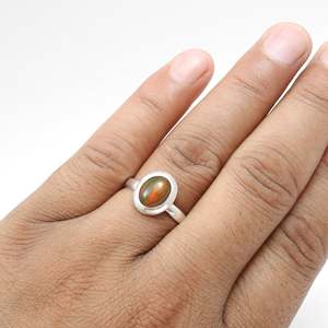 Piedra preciosa de ópalo negro con corte ovalado natural, elaborada con plata maciza 925, regalo hecho a mano perfecto para esposa, joyería bohemia bonita - Product Image 6